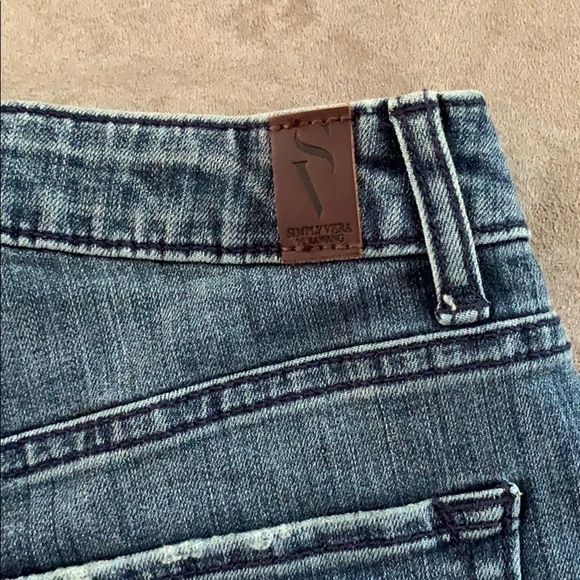 Simply Vera jean shorts, wear cuffed or down - Picture 6 of 8